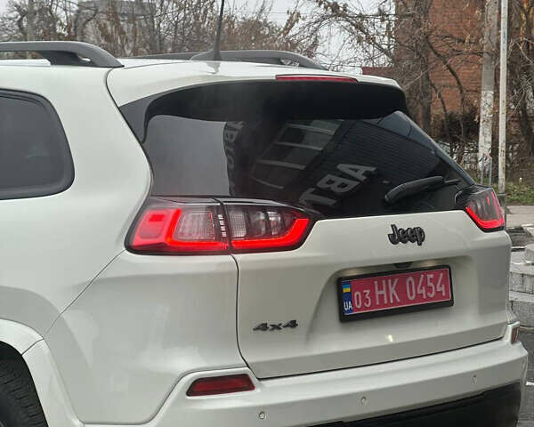 Белый Джип Чероки, объемом двигателя 3.24 л и пробегом 115 тыс. км за 17300 $, фото 6 на Automoto.ua