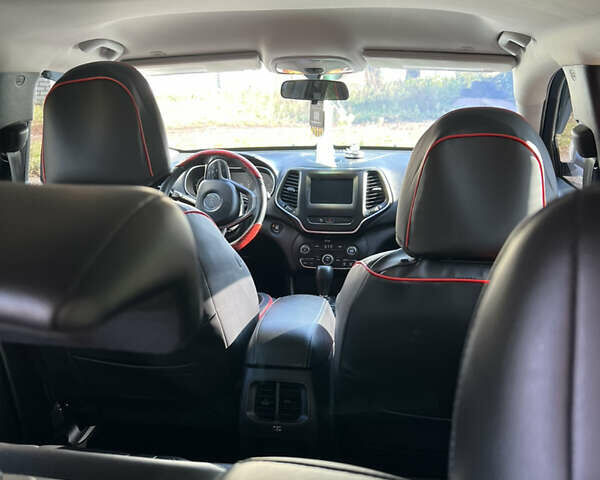 Белый Джип Чероки, объемом двигателя 2.4 л и пробегом 145 тыс. км за 16500 $, фото 16 на Automoto.ua