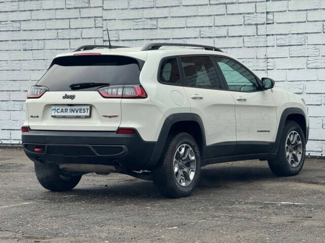 Джип Чероки 2018 в Киеве на Automoto.ua Белый Джип Чероки, объемом двигателя 3.2 л и пробегом 106 тыс. км за 21000 $, фото 7 на Automoto.ua