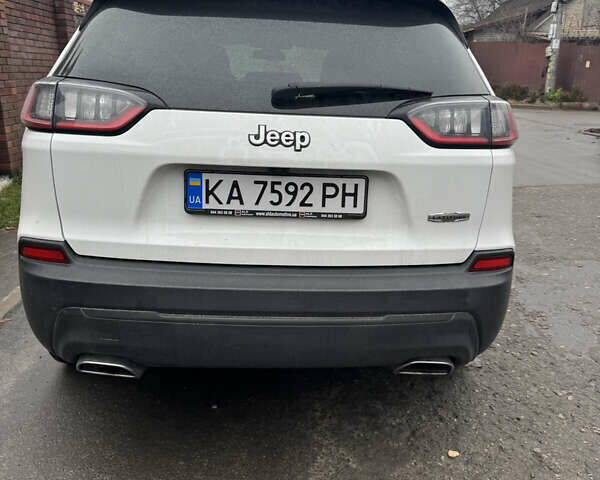 Белый Джип Чероки, объемом двигателя 3.24 л и пробегом 41 тыс. км за 14850 $, фото 7 на Automoto.ua
