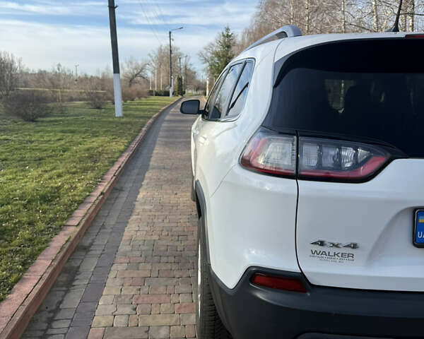 Белый Джип Чероки, объемом двигателя 2.4 л и пробегом 134 тыс. км за 16350 $, фото 10 на Automoto.ua