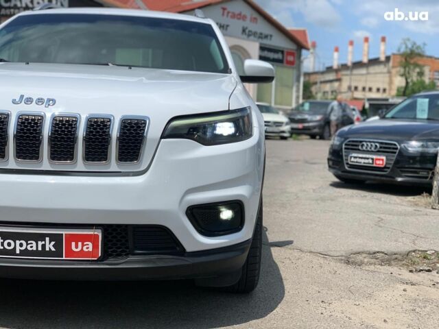 Белый Джип Чероки, объемом двигателя 2.4 л и пробегом 101 тыс. км за 15890 $, фото 8 на Automoto.ua