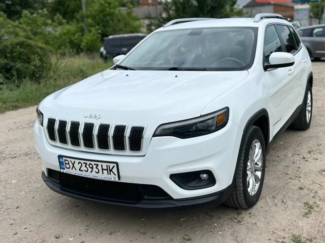 Джип Чероки 2018 в Хмельницком на Automoto.ua Белый Джип Чероки, объемом двигателя 2.36 л и пробегом 165 тыс. км за 19000 $, фото 1 на Automoto.ua