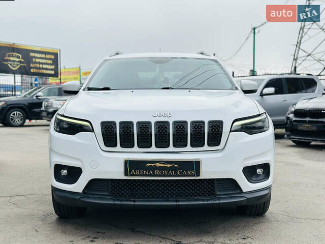 Білий Джип Cherokee, об'ємом двигуна 2.36 л та пробігом 150 тис. км за 17900 $, фото 6 на Automoto.ua