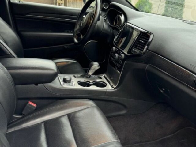 Белый Джип Чероки, объемом двигателя 3.6 л и пробегом 43 тыс. км за 26500 $, фото 4 на Automoto.ua