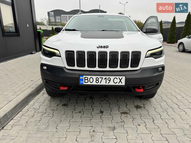 Білий Джип Cherokee, об'ємом двигуна 3.24 л та пробігом 125 тис. км за 18500 $, фото 37 на Automoto.ua
