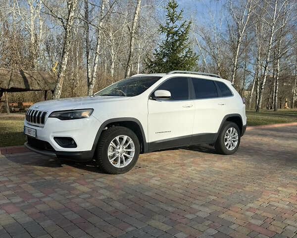 Белый Джип Чероки, объемом двигателя 2.4 л и пробегом 134 тыс. км за 16350 $, фото 3 на Automoto.ua