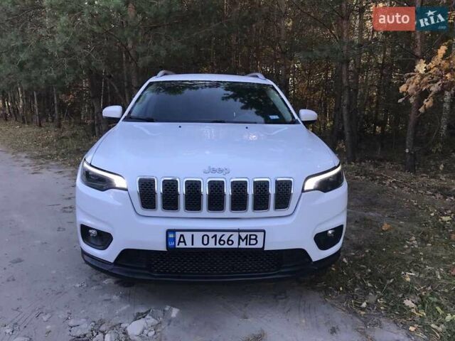 Белый Джип Чероки, объемом двигателя 2.36 л и пробегом 77 тыс. км за 15950 $, фото 14 на Automoto.ua