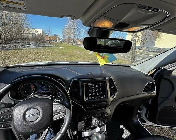 Белый Джип Чероки, объемом двигателя 3.24 л и пробегом 72 тыс. км за 18200 $, фото 37 на Automoto.ua