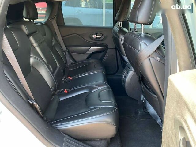 Белый Джип Чероки, объемом двигателя 2.4 л и пробегом 79 тыс. км за 15900 $, фото 14 на Automoto.ua