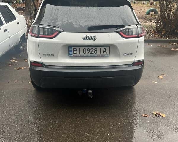 Белый Джип Чероки, объемом двигателя 2.36 л и пробегом 146 тыс. км за 17500 $, фото 7 на Automoto.ua