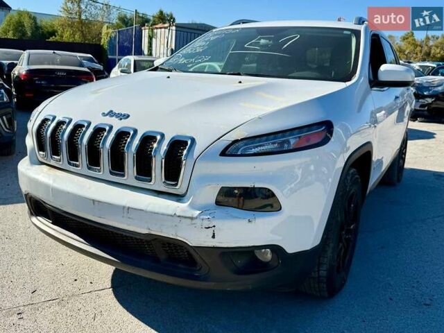 Белый Джип Чероки, объемом двигателя 3.24 л и пробегом 87 тыс. км за 9800 $, фото 1 на Automoto.ua