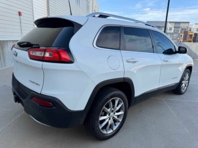 Білий Джип Cherokee, об'ємом двигуна 2.4 л та пробігом 52 тис. км за 11800 $, фото 4 на Automoto.ua