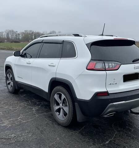 Белый Джип Чероки, объемом двигателя 3.24 л и пробегом 58 тыс. км за 20000 $, фото 3 на Automoto.ua