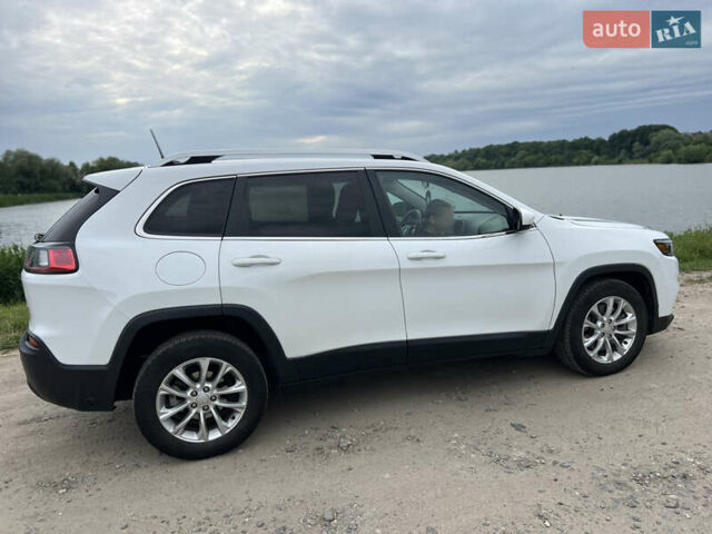 Джип Чероки 2018 в Хмельницком на Automoto.ua Белый Джип Чероки, объемом двигателя 2.36 л и пробегом 165 тыс. км за 19000 $, фото 10 на Automoto.ua