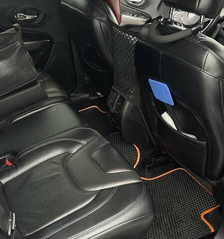 Белый Джип Чероки, объемом двигателя 3.24 л и пробегом 58 тыс. км за 20000 $, фото 14 на Automoto.ua