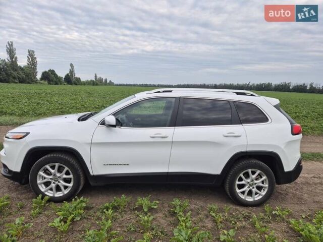 Білий Джип Cherokee, об'ємом двигуна 2.36 л та пробігом 210 тис. км за 12500 $, фото 4 на Automoto.ua