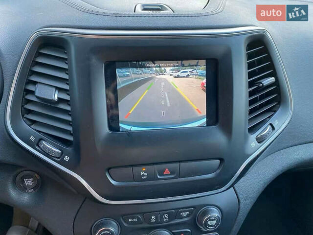 Білий Джип Cherokee, об'ємом двигуна 2.4 л та пробігом 79 тис. км за 15400 $, фото 25 на Automoto.ua