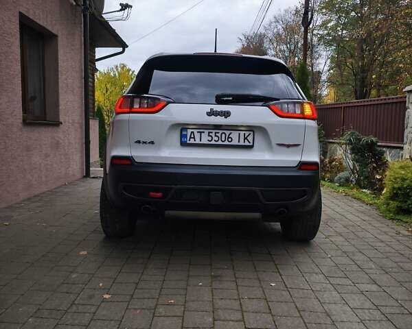 Білий Джип Cherokee, об'ємом двигуна 3.2 л та пробігом 173 тис. км за 21500 $, фото 15 на Automoto.ua