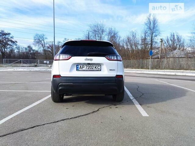 Белый Джип Чероки, объемом двигателя 2.36 л и пробегом 106 тыс. км за 17700 $, фото 9 на Automoto.ua