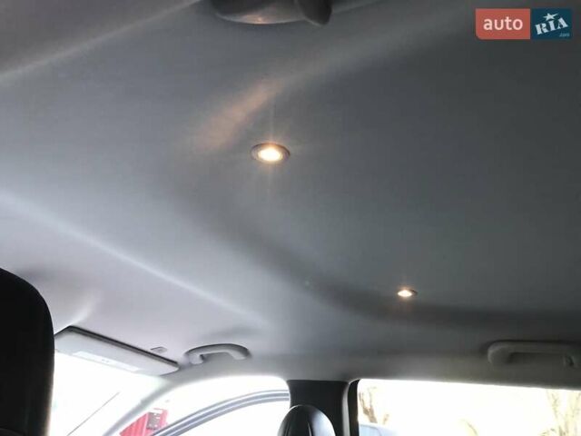 Белый Джип Чероки, объемом двигателя 2.36 л и пробегом 77 тыс. км за 15950 $, фото 11 на Automoto.ua