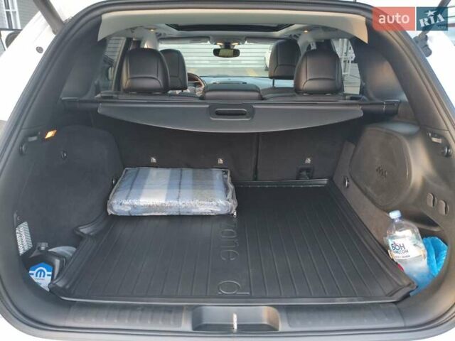 Білий Джип Cherokee, об'ємом двигуна 2 л та пробігом 75 тис. км за 22999 $, фото 18 на Automoto.ua