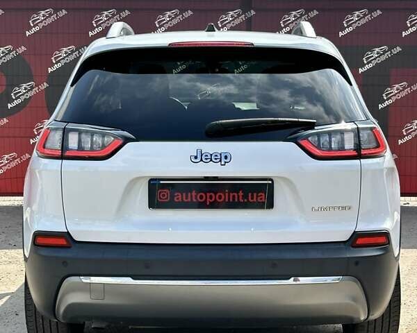 Білий Джип Cherokee, об'ємом двигуна 2.36 л та пробігом 127 тис. км за 17400 $, фото 12 на Automoto.ua