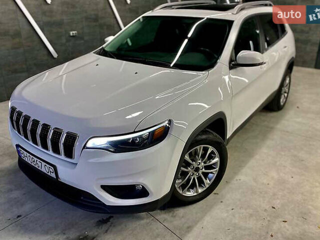 Білий Джип Cherokee, об'ємом двигуна 2.36 л та пробігом 112 тис. км за 15800 $, фото 6 на Automoto.ua