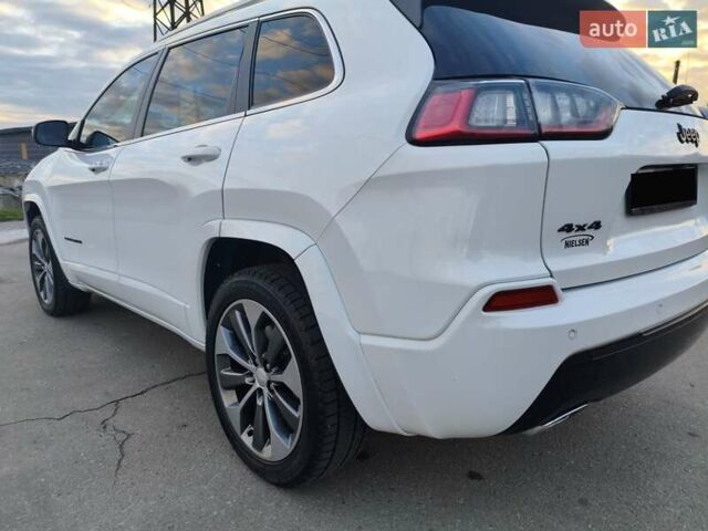 Білий Джип Cherokee, об'ємом двигуна 2 л та пробігом 75 тис. км за 22999 $, фото 2 на Automoto.ua