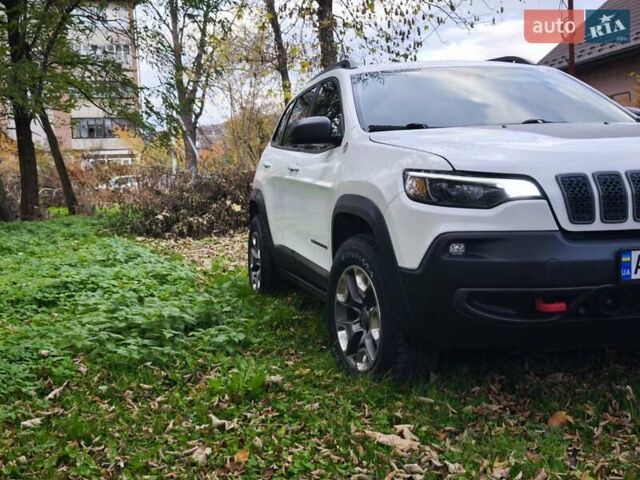 Білий Джип Cherokee, об'ємом двигуна 3.2 л та пробігом 173 тис. км за 21500 $, фото 30 на Automoto.ua