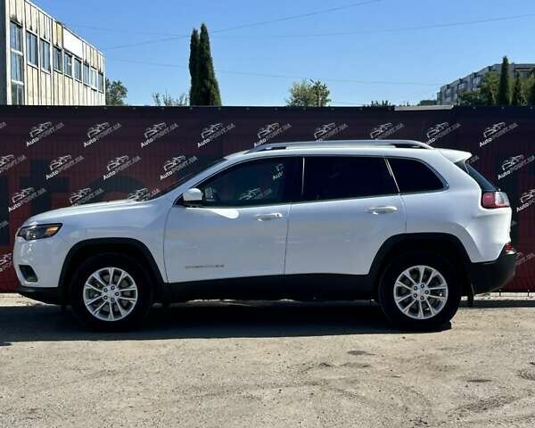 Белый Джип Чероки, объемом двигателя 2.36 л и пробегом 101 тыс. км за 17300 $, фото 4 на Automoto.ua