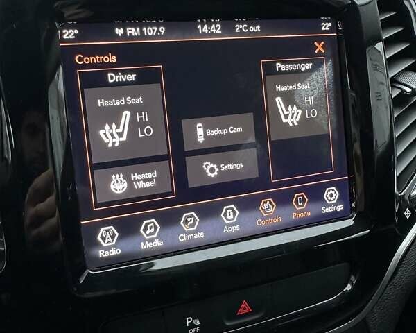 Білий Джип Cherokee, об'ємом двигуна 2.36 л та пробігом 127 тис. км за 16800 $, фото 16 на Automoto.ua