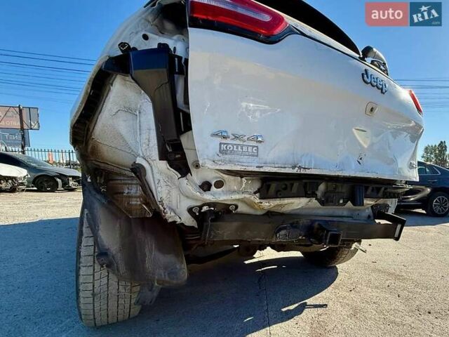 Белый Джип Чероки, объемом двигателя 3.24 л и пробегом 87 тыс. км за 9800 $, фото 10 на Automoto.ua