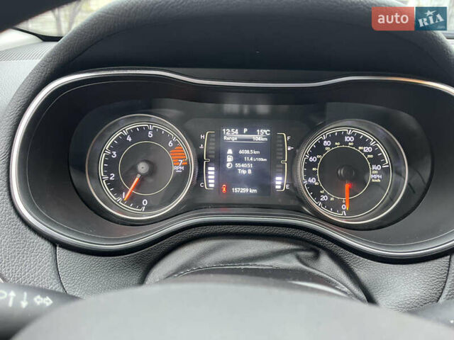 Білий Джип Cherokee, об'ємом двигуна 2.36 л та пробігом 157 тис. км за 15500 $, фото 12 на Automoto.ua