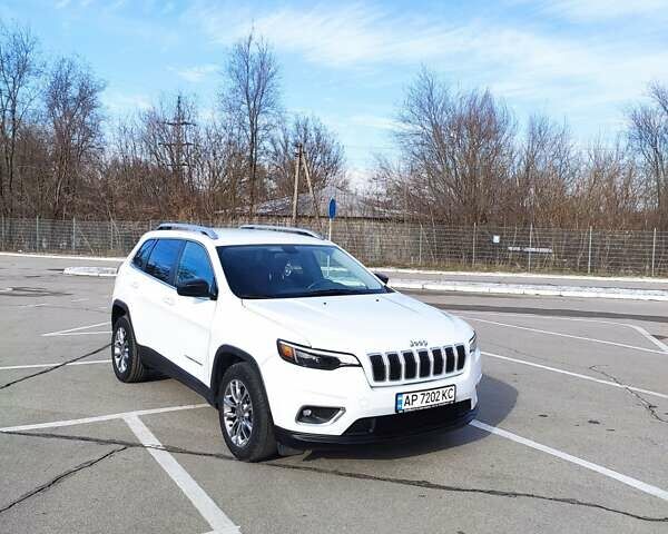 Белый Джип Чероки, объемом двигателя 2.36 л и пробегом 106 тыс. км за 17700 $, фото 5 на Automoto.ua