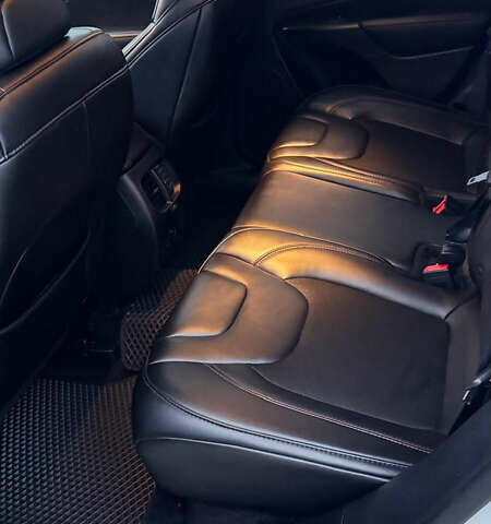 Білий Джип Cherokee, об'ємом двигуна 3.24 л та пробігом 102 тис. км за 22000 $, фото 14 на Automoto.ua