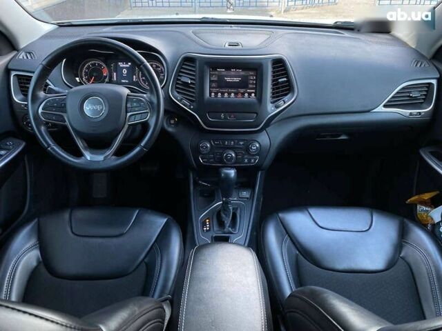 Белый Джип Чероки, объемом двигателя 2.4 л и пробегом 79 тыс. км за 15900 $, фото 9 на Automoto.ua