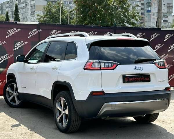 Белый Джип Чероки, объемом двигателя 2.36 л и пробегом 127 тыс. км за 17400 $, фото 8 на Automoto.ua