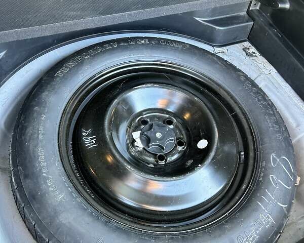 Білий Джип Cherokee, об'ємом двигуна 2.36 л та пробігом 101 тис. км за 17300 $, фото 14 на Automoto.ua