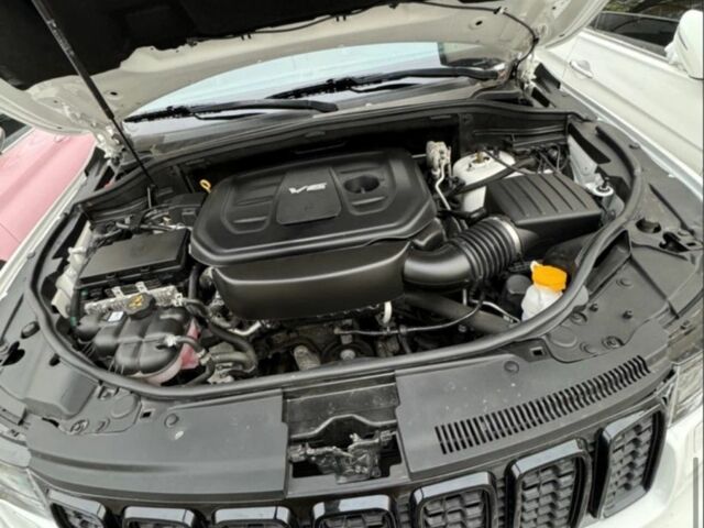 Белый Джип Чероки, объемом двигателя 3.6 л и пробегом 43 тыс. км за 26500 $, фото 2 на Automoto.ua