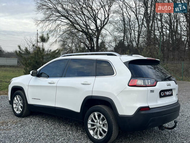 Белый Джип Чероки, объемом двигателя 2.36 л и пробегом 73 тыс. км за 15900 $, фото 8 на Automoto.ua