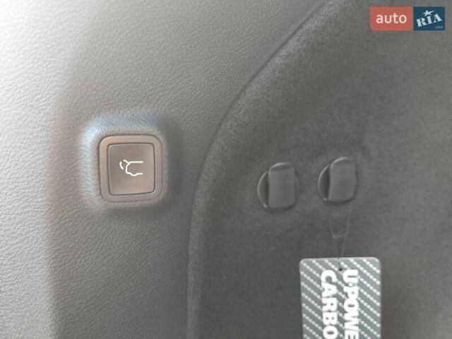 Білий Джип Cherokee, об'ємом двигуна 2 л та пробігом 75 тис. км за 22999 $, фото 14 на Automoto.ua