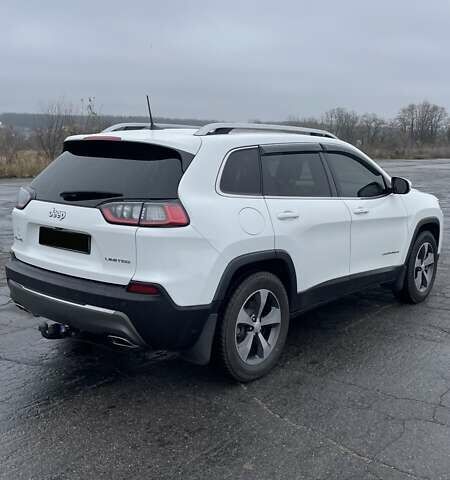 Белый Джип Чероки, объемом двигателя 3.24 л и пробегом 58 тыс. км за 20000 $, фото 5 на Automoto.ua