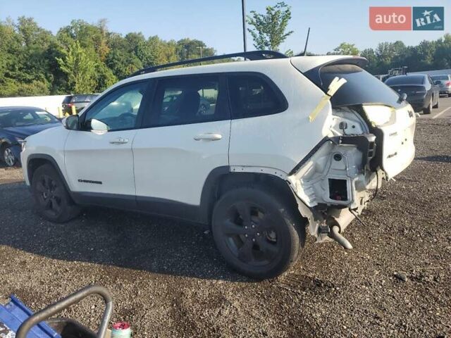 Джип Чероки 2018 в Киеве на Automoto.ua Белый Джип Чероки, объемом двигателя 2.36 л и пробегом 70 тыс. км за 11388 $, фото 3 на Automoto.ua
