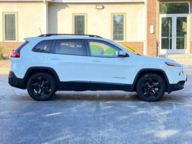 Белый Джип Чероки, объемом двигателя 3.2 л и пробегом 36 тыс. км за 12100 $, фото 3 на Automoto.ua