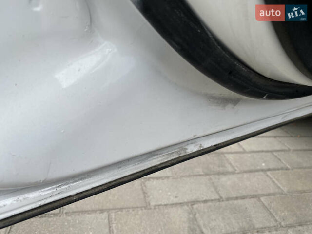 Білий Джип Cherokee, об'ємом двигуна 2.36 л та пробігом 149 тис. км за 13800 $, фото 40 на Automoto.ua