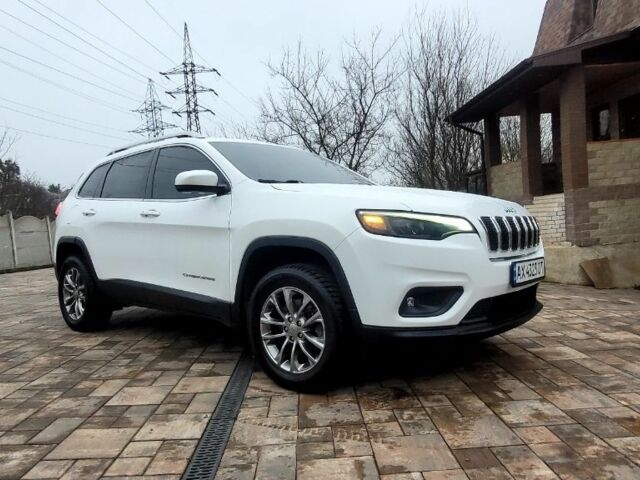 Белый Джип Чероки, объемом двигателя 2.4 л и пробегом 156 тыс. км за 14900 $, фото 5 на Automoto.ua