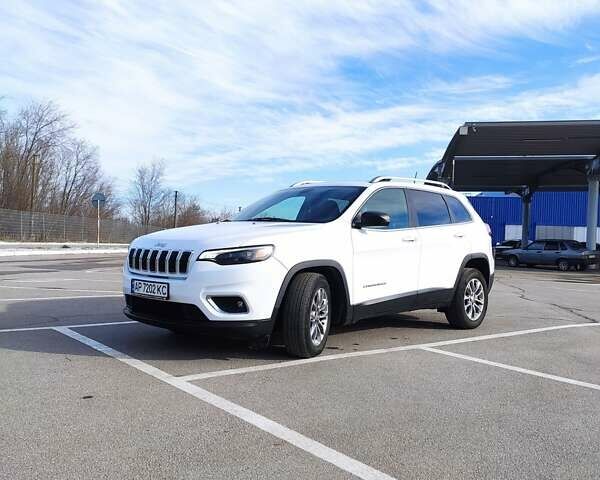 Белый Джип Чероки, объемом двигателя 2.36 л и пробегом 106 тыс. км за 17700 $, фото 6 на Automoto.ua