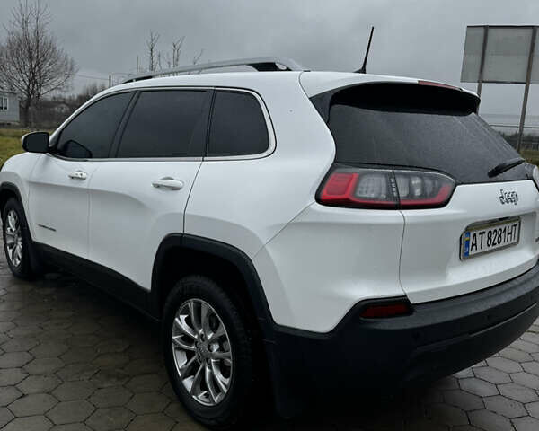 Білий Джип Cherokee, об'ємом двигуна 2.36 л та пробігом 91 тис. км за 17500 $, фото 2 на Automoto.ua