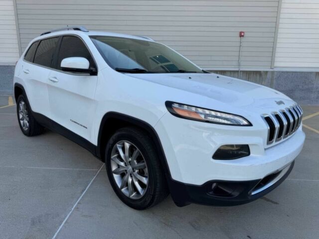 Білий Джип Cherokee, об'ємом двигуна 2.4 л та пробігом 52 тис. км за 11800 $, фото 6 на Automoto.ua